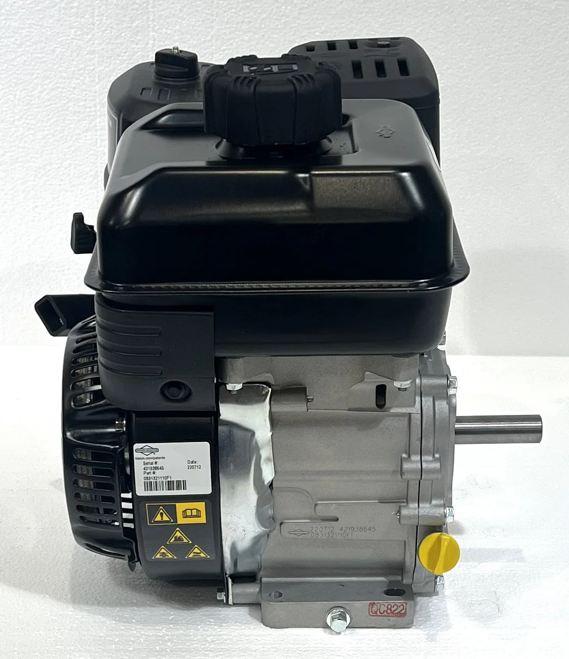 Briggs and Stratton 3.5hp XR Series Engine 127cc OHV 3/4" x 2-27/64" #83132-1110 - Image 3