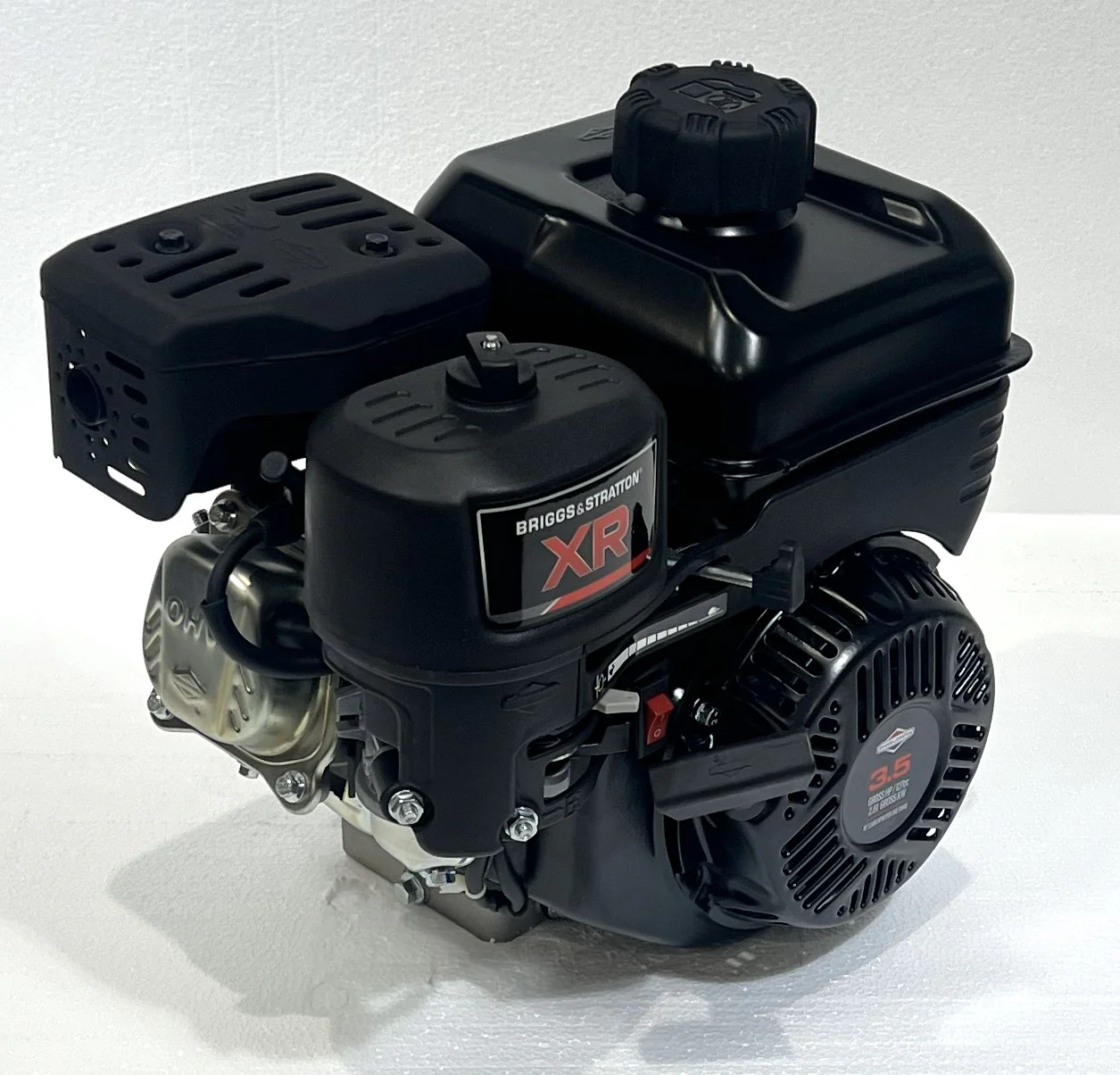 Briggs and Stratton 3.5hp XR Series Engine 127cc OHV 3/4" x 2-27/64" #83132-1110 - Image 8