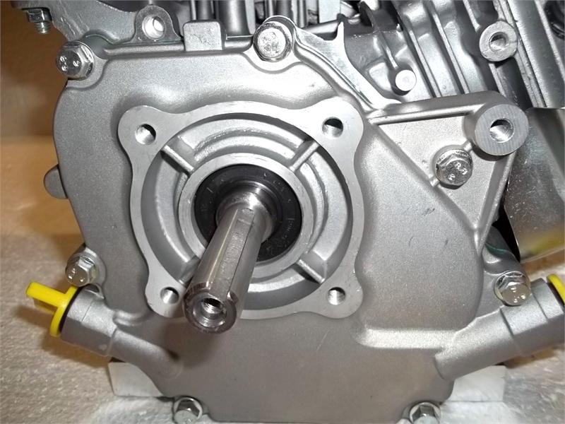 Briggs and Stratton 550 Series Engine 5.5 TP OHV 5/8" x 2-27/64" #83132-0040 (83132-1040) - Image 5