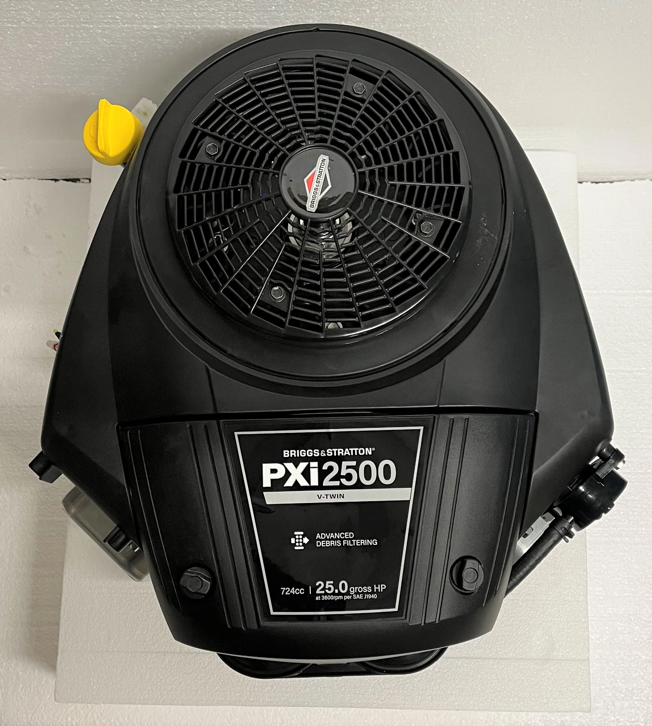 Briggs & Stratton 25 HP 724cc Professional Series Engine 1" x 3-5/32" 16 Amp #44S977-0016 - Image 3