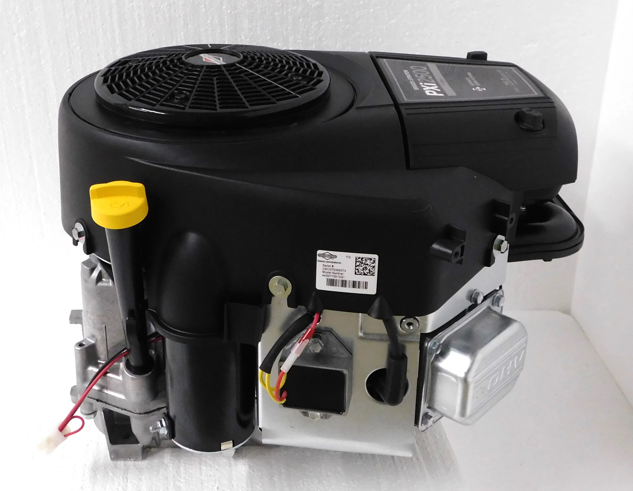 Briggs & Stratton 25 HP 724cc Professional Series Engine 1" x 3-5/32" 16 Amp #44S977-0016 - Image 5