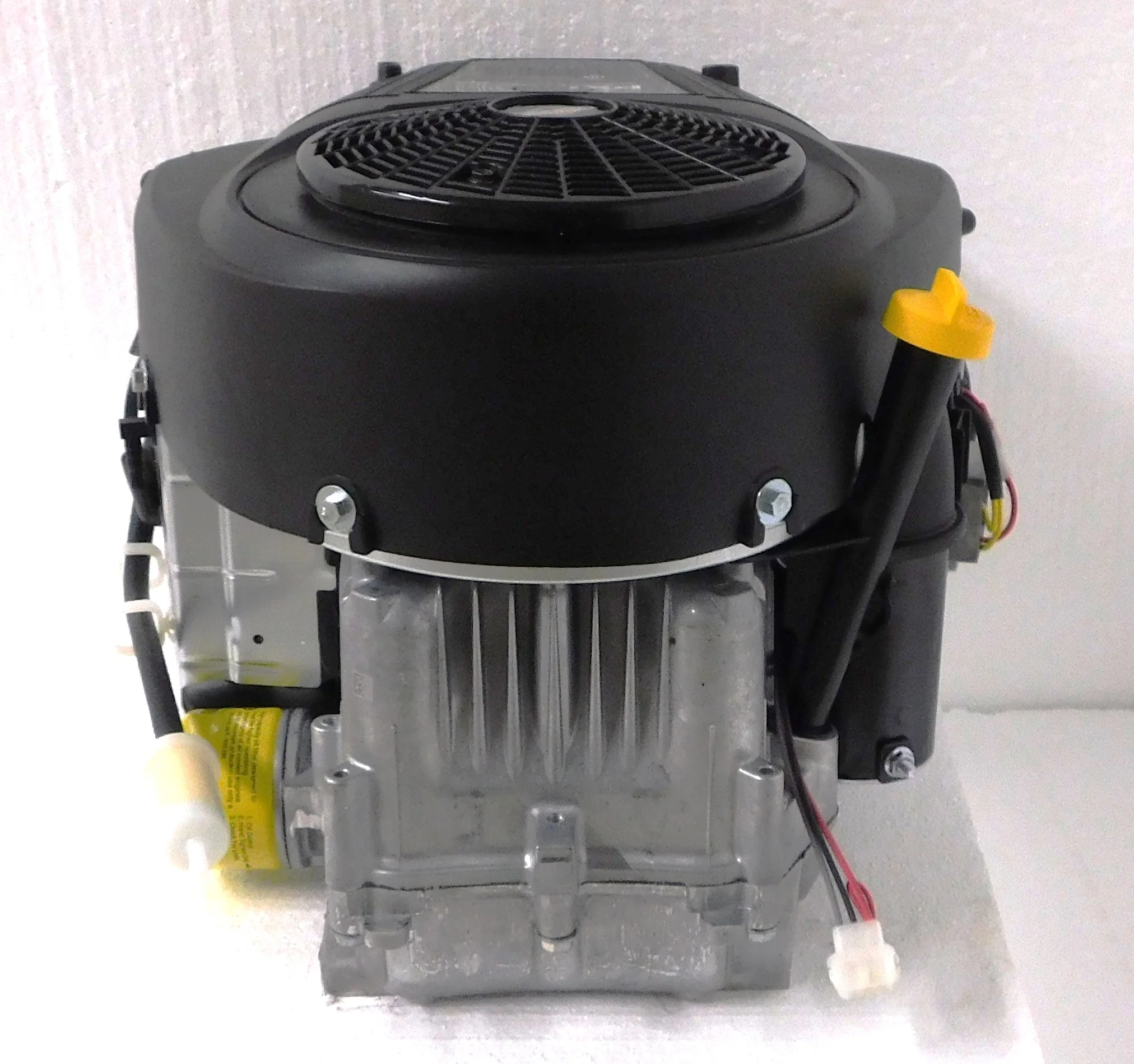 Briggs & Stratton 25 HP 724cc Professional Series Engine 1" x 3-5/32" 16 Amp #44S977-0016 - Image 6