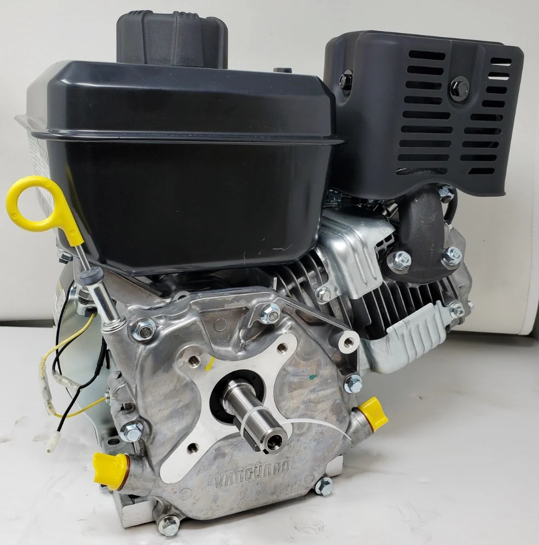 Briggs & Stratton 5hp Vanguard Engine 169cc OHV 3/4"x 2-27/64 #10V332-0004 - Image 4