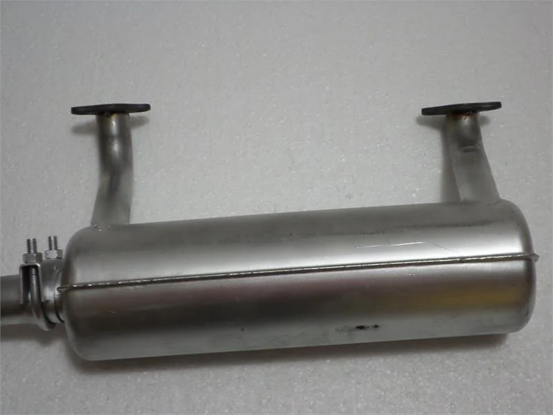 Briggs & Stratton OHV Vertical V-Twin Muffler Starter Side Below Plane #576701801 - Image 3