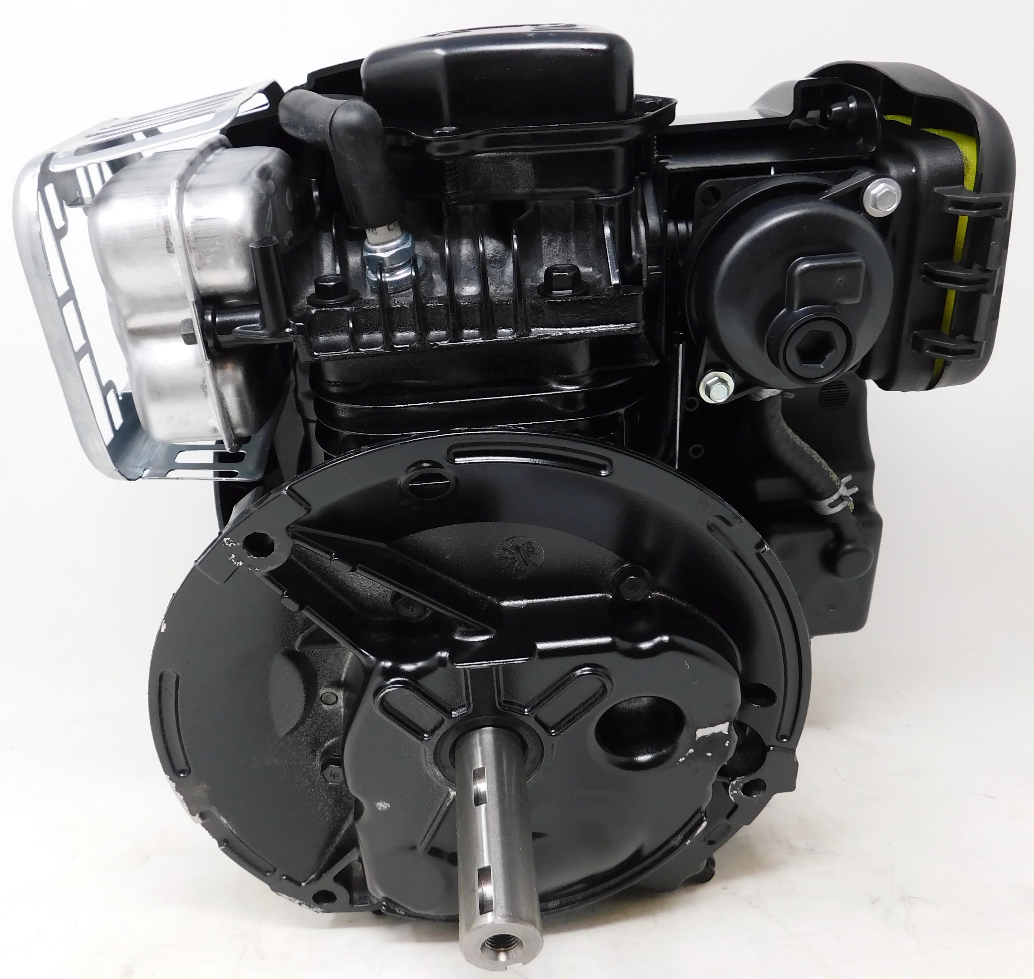 Briggs & Stratton Vertical Engine 5 TP 140cc 7/8" x 3-5/32" #9P602-0139 - Image 3