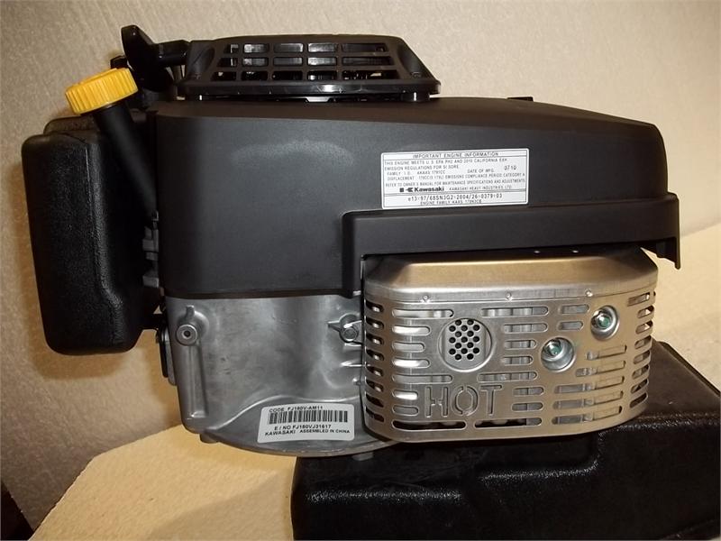Kawasaki 6hp Vertical Engine 25mm x 3-5/32  #FJ180V-FM11 - Image 3