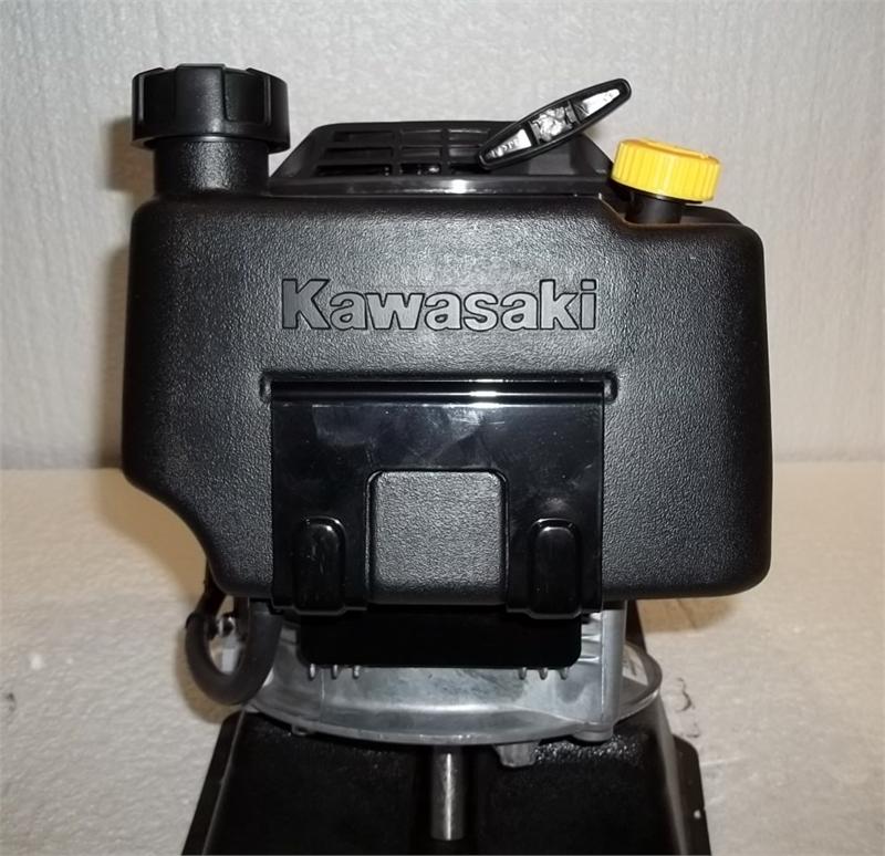 Kawasaki 6hp Vertical Engine 25mm x 3-5/32  #FJ180V-FM11 - Image 4