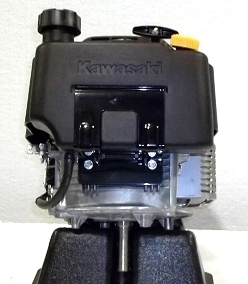 Kawasaki Vertical 6 HP OHV Engine 7/8" x 3-5/32" #FJ180V-DM00 - Image 3
