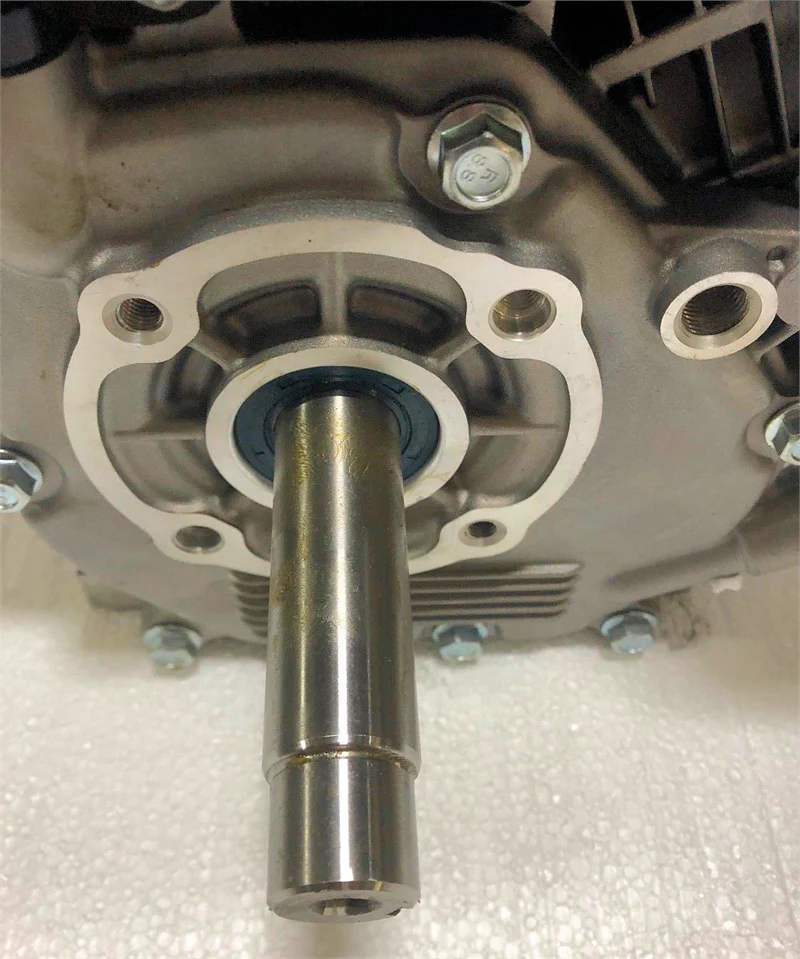 MTD 208cc Horizontal Shaft Engine 25mm step x 3.45" keyed shaft #170-NU - Image 5